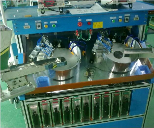 彈簧供給分離機(jī)