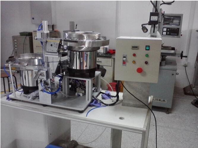 十字架上套機(jī)